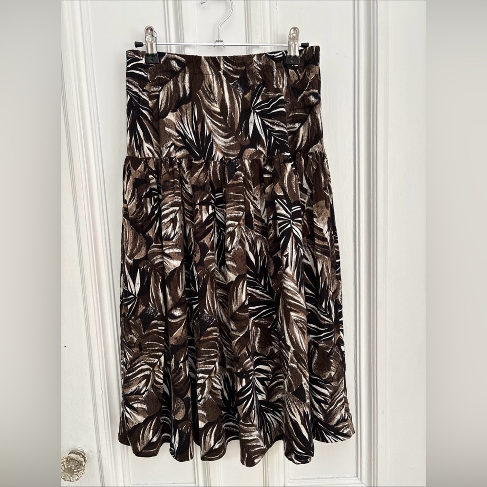 Vintage Club Prive Skirt Tropical Neutral With Pockets Medium